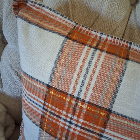 Gorgeous Decorative THROW PILLOW - Picture 3 of 6